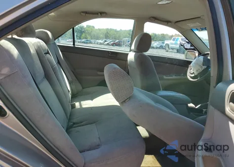 2003 Toyota Camry Le from USA, damaged, VIN 4T1BE32K23U664996